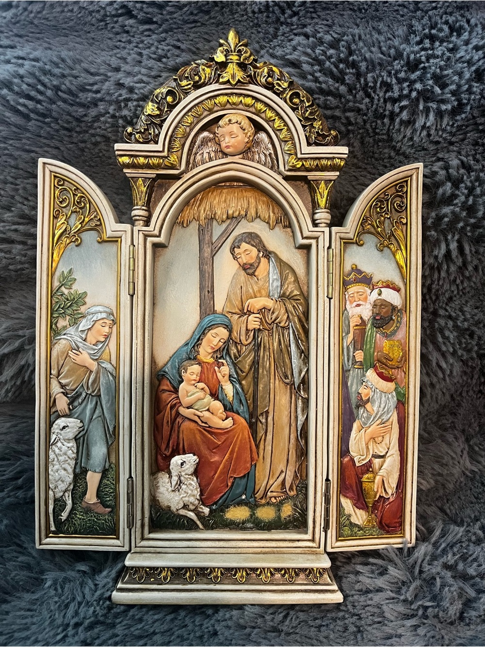 Hand-Painted Nativity Triptych Wall Plaque in Cream and Gold